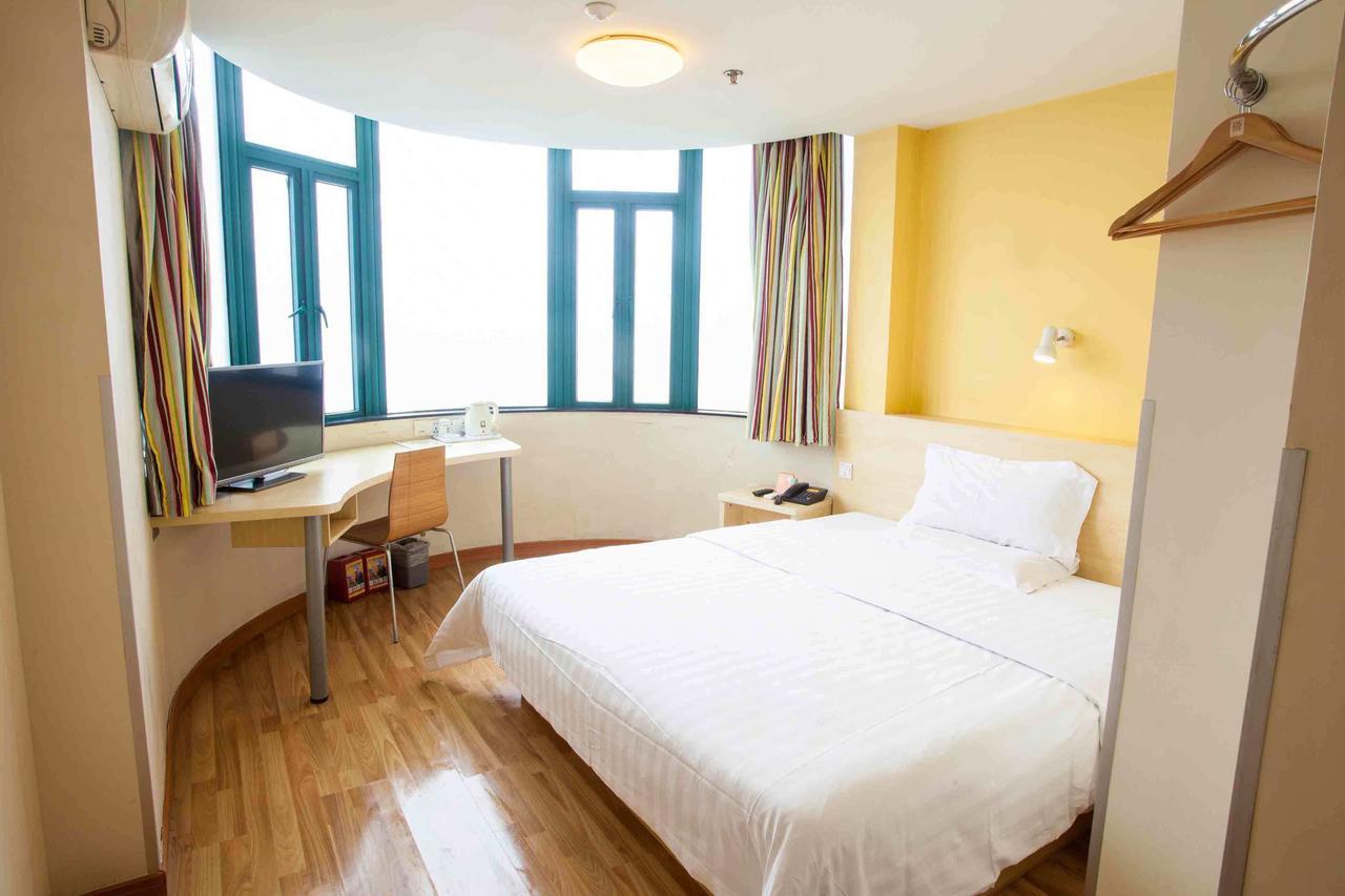 7Days Inn Deyang Wenmiao Square Exterior photo